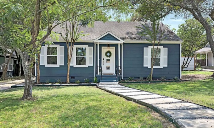 Dean Highland House | Casa de West - Heart of Waco
