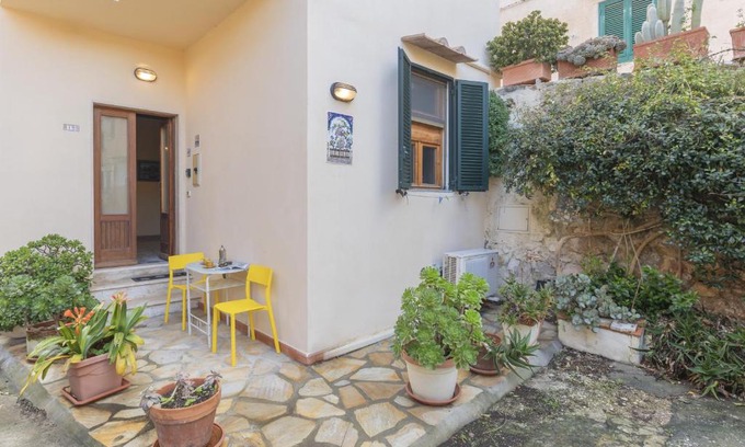 Portoferraio Old Town House | Casa dei Giuggioli - Helloelba