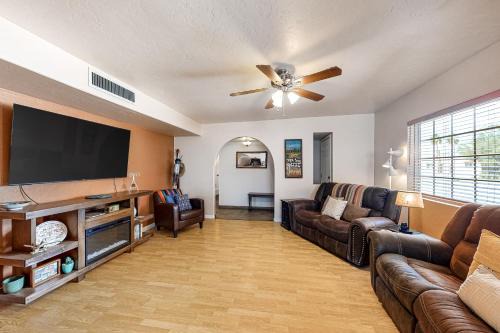 Tucson House | Casa del 24