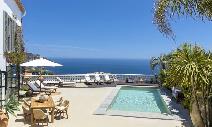 Calella de Palafrugell House | Casa del Mar: A Mediterranean Dream in Calella de Palafrugell