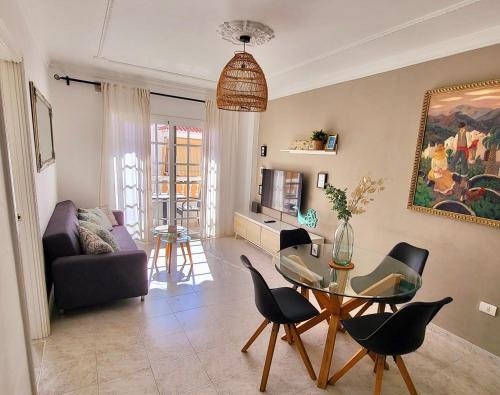 Playa San Juan Apartment | Casa del Mar