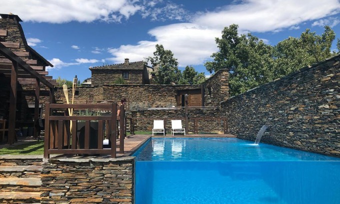 Majaelrayo Ski Chalet | Casa del Ocejón