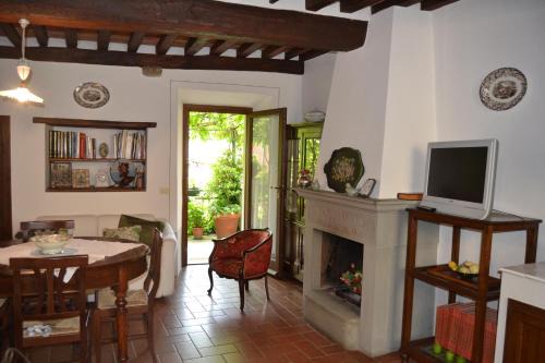 Cortona Old Town Apartment | Casa dell'Ermanna