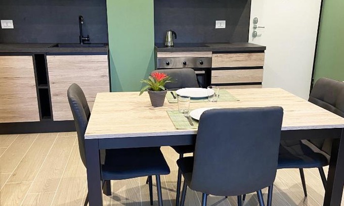 Milano Due Apartment | Casa di Laura mono e bilo di fronte Ospedale San Raffaele