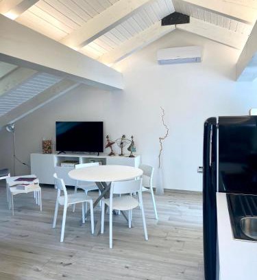 Monforte d'Alba Apartment | Casa di Nuvola -Residenza Lavinia -