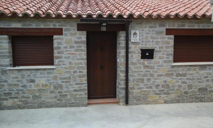 El Castellar House | Casa Dinorural