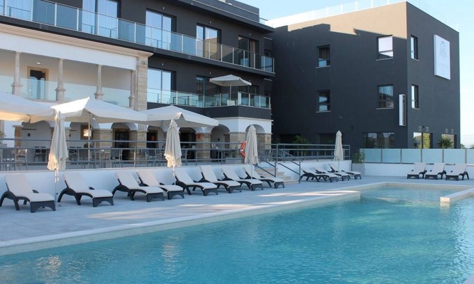 Ferreira do Zezere Hotel | Casa do Adro Hotel