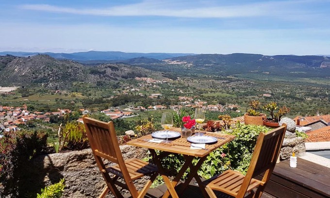 Monsanto Bed & Breakfast | CASA DO CASTELLO MONSANTO