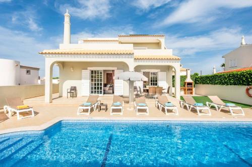 Castelo Villa | Casa do Eucaliptos