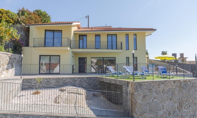 Bico House | Casa do Outeiro