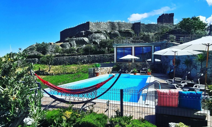 Linhares House | CASA DO PENEDO CASTLE HOUSE