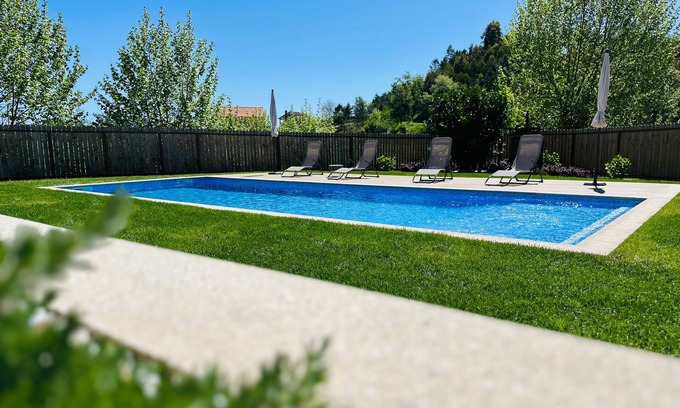 Molares Villa | Casa do Sol e Vinho: Breathtaking views & oasis of peace villa
