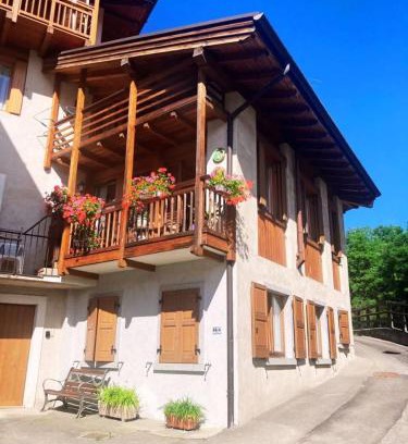 Cares House | CASA DOLCE VITA