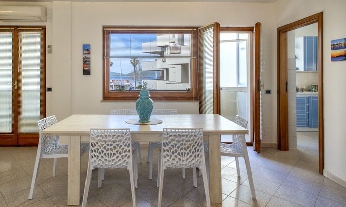 Pivarada Apartment | Casa Dony, spacious apartment a few steps from the sea of ​Alghero.