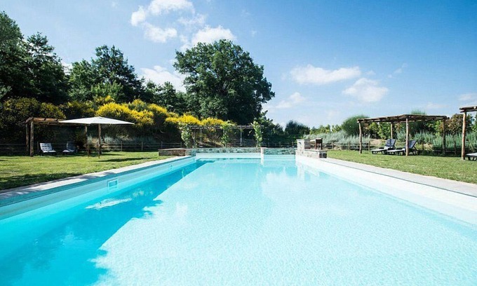Trequanda House | Casa Dracena L: A welcoming two-story apartment situated in the heart of the Tuscan countryside, with Free WI-FI.