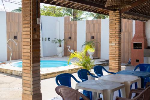 Barra Mar House | Casa Duplex com 2 suítes com ar condicionado ,100m da Praia - Barra de São Miguel, a 8 minutos da praia do gunga e a 3 da praia bonita! Condomínio com piscina e churrasqueira!