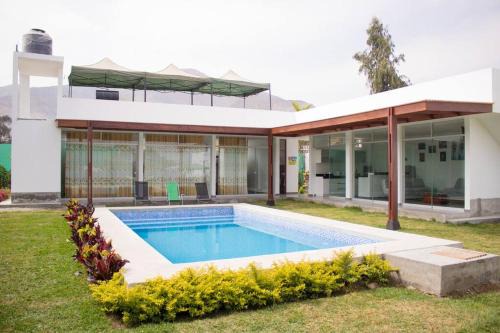 Mala House | Casa Elizabeth - Recreate