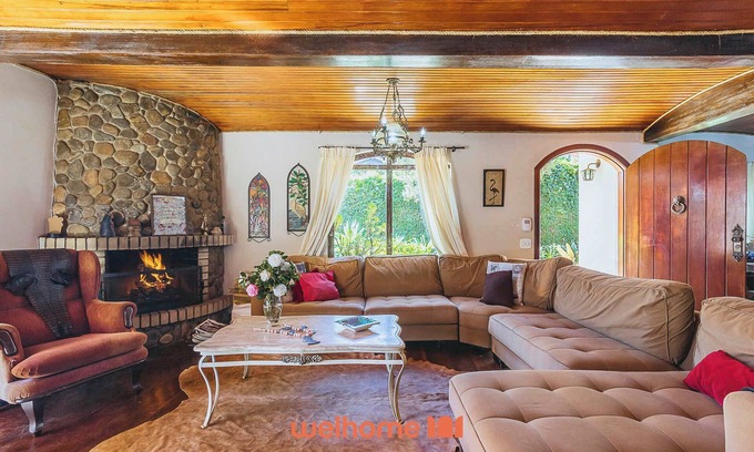 Jardim Andira House | Casa em Campos do Jordão com vista encantadora
