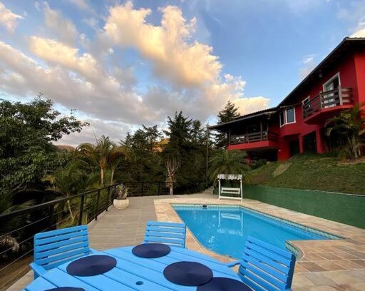 Araras House | Casa em Secretário a 800 metros do centro de Secretário chacaradosolsecretario