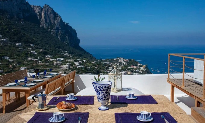 Capri Apartment | Casa Eolo - Panoramic, central house
