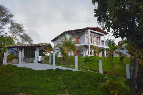 Nova Friburgo House | Casa Espetacular no Centro da Serra