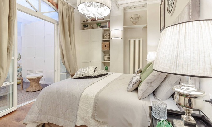 Lucca Historical Center Apartment | CASA ETTORE, Romantic and Luxury 3 Bedroom Apartment inside the Walls of Lucca