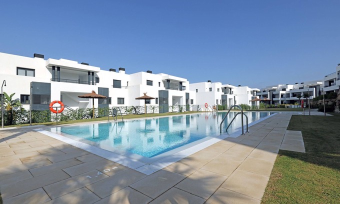 Casares Apartment | Casa Eva-Rosy with Mountain View, Shared Pool & Wi-Fi
