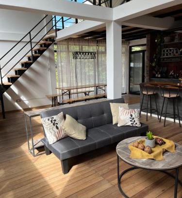 Huancabamba House | Casa familiar en Oxapampa hasta 5 personas con cochera