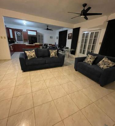 Atalaya House | Casa familiar en Rincon