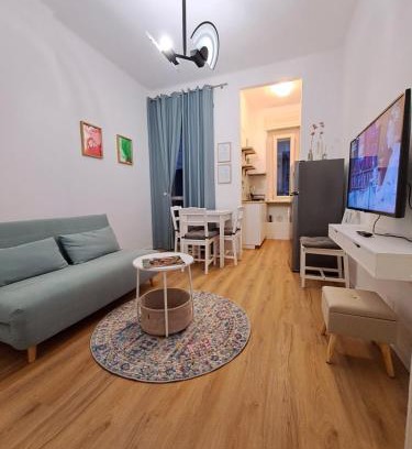 Parella Apartment | 'Casa Five' next to Metro