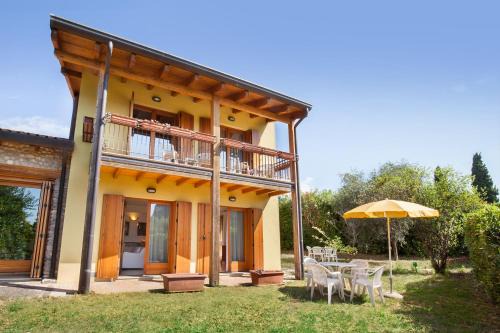 Garda Apartment | Casa Flora-Grande appartamento a Garda
