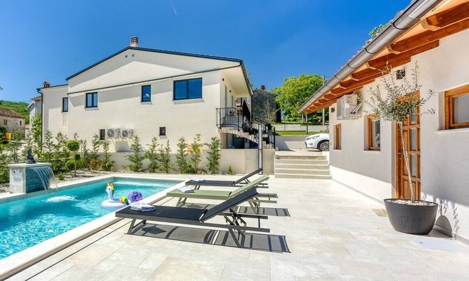 Jakomici Villa | Casa Fortunato with Private Pool