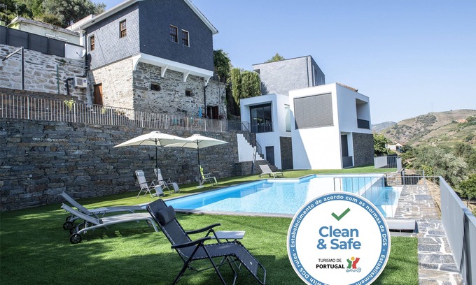 Peso da Regua Villa | Casa Foz do Corgo - private pool, gardens and river access