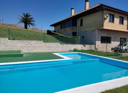 Alfoz de Lloredo Apartment | CASA FREDO