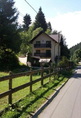 Moeciu de Sus House | Casa Fulg de Nea