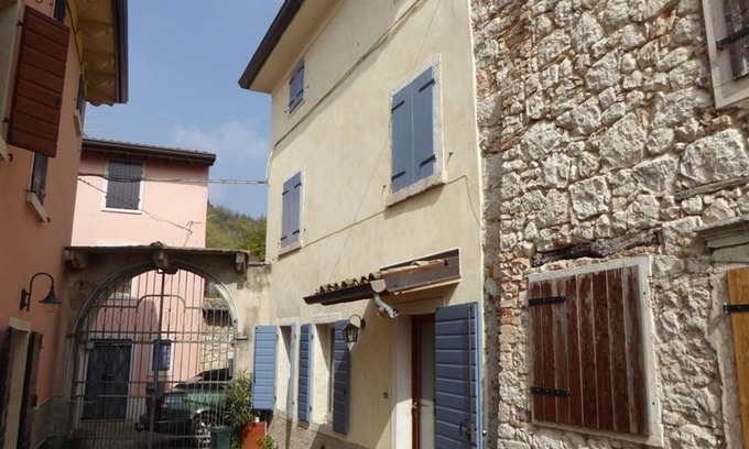 Caprino Veronese House | Casa Gaon, Caprino Veronese