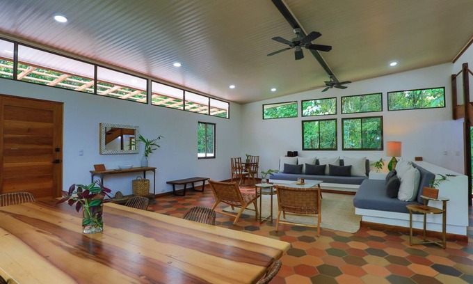 Baru House | Casa Gardenia Mabuhay - A Boutique Jungle Home