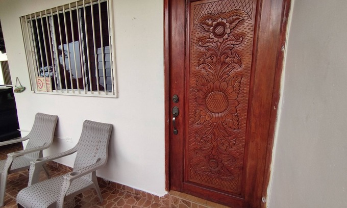 Alto Boquete House | Casa Girasol 🌻 Cerca de Todo!