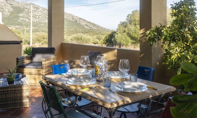 Galtelli Villa | Casa in pietra - One Bedroom Villa, Sleeps 4