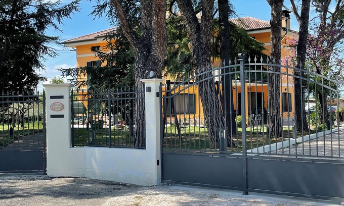 Pesaro Apartment | CASA ISOREA cozy place surrounded by greenery just a stone's throw from the city.
