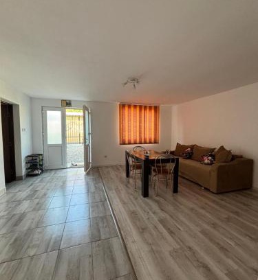 Eselnita House | Casa Iulia