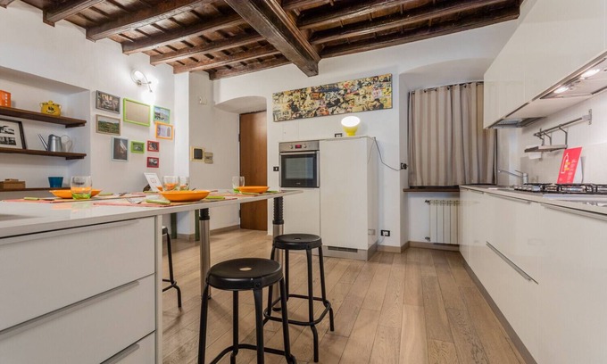 Historic Centre Apartment | Casa IV Marzo al Quadrilatero by Wonderful Italy