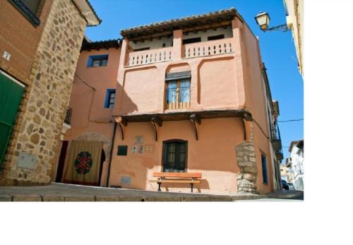 Azuara House | Casa Jara