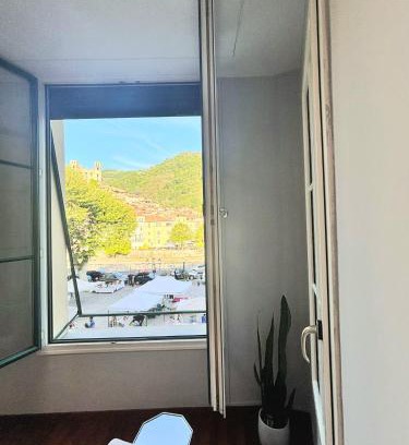 Dolceacqua Apartment | Casa Jolie - vista castello