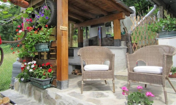 Cercino House | Casa Kiwi by Interhome
