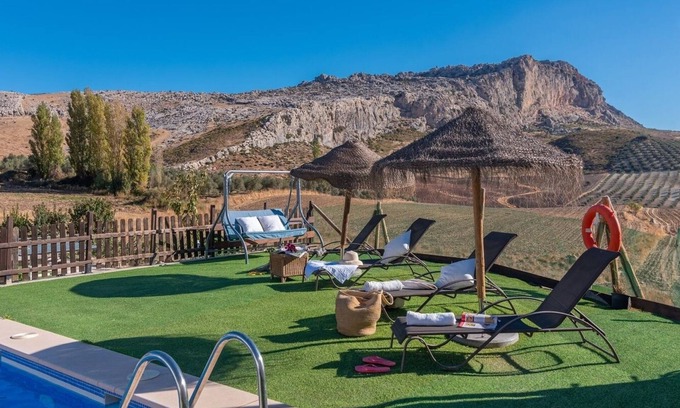 Antequera Villa | Casa La Pradera Antequera - La Higuera by Ruralidays
