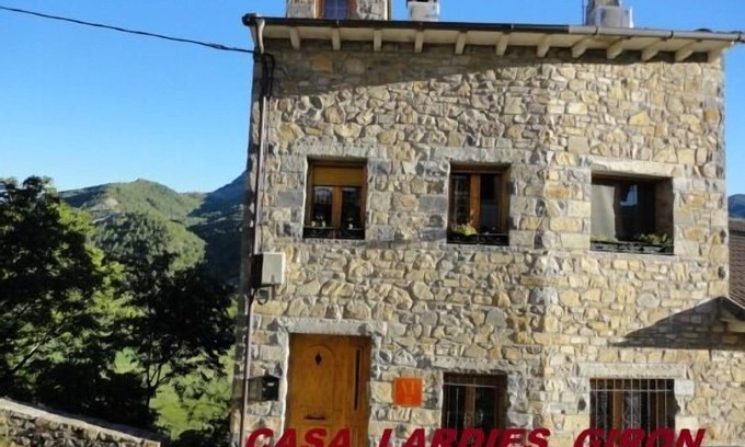 Puyarruego Cottage | Casa Lardiés Apt Cañon Añísclo 4 people 2Km from P.N Ordesa Añísclo PUYARRUEGO