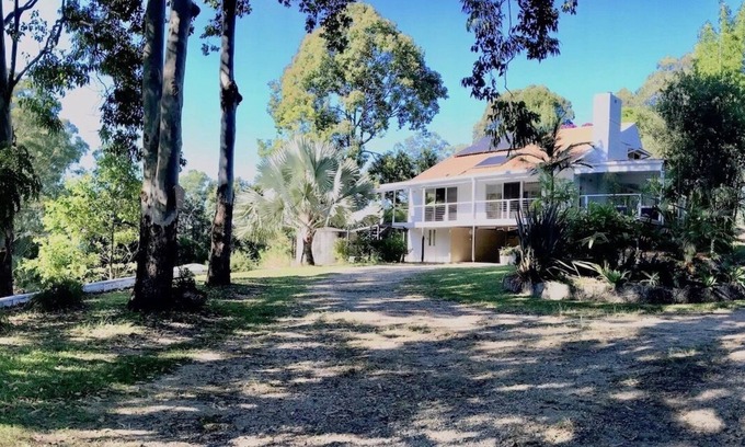 Valla House | Casa Las Valla, Coastal Country Retreat House NSW, Private, Spacious