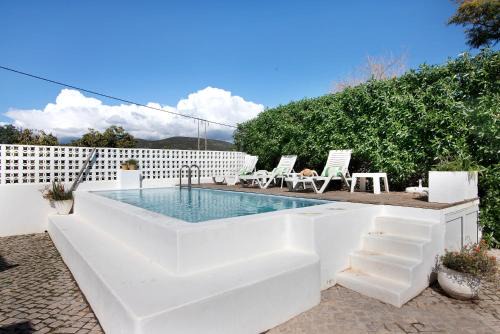 Medronhal House | Casa Lavadeira - Vinhas De Nexe