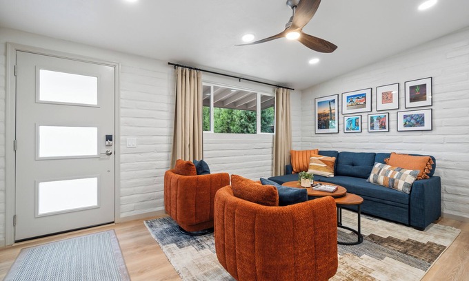 Campus Farm House | Casa Limbo: 2BD/1BA Cozy Desert Retreat, UofA Campus Farm/St. Phillip's Plaza